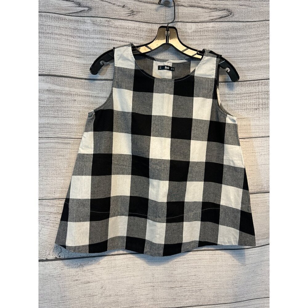 NWOT Shein Black & White Checkered Sleeveless Top w Belt Size M